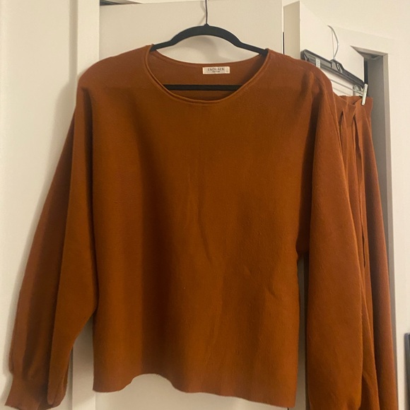 Women's Rust Pant Set - Picture 3 of 6